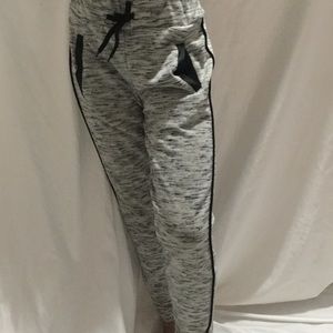 Children’s gery sweatpants
